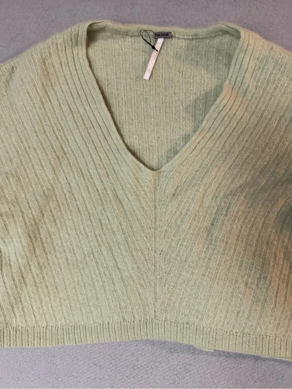 Free People 100% Cashmere Cropped Ribbed V-Neck Sweater in Mint Green Small - Picture 3 of 7
